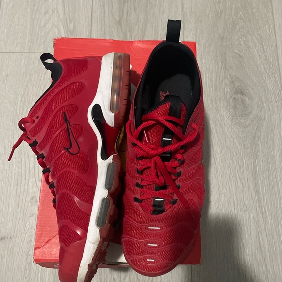 Nike Air Max Plus TN Ultra Red Size 11 - Picture 1 of 4